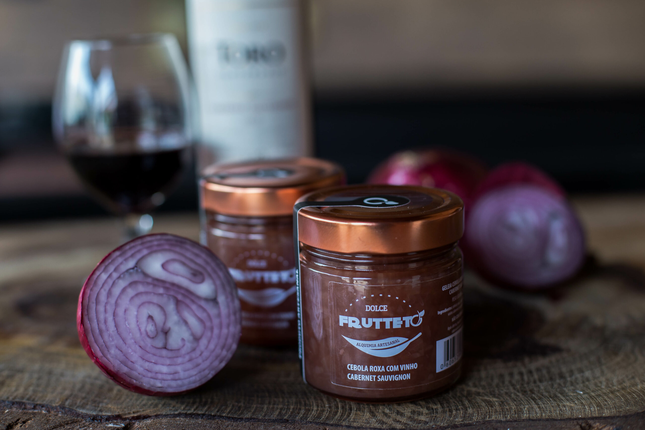 Dolce Frutteto Cebola roxa com vinho cabernet sauvignon